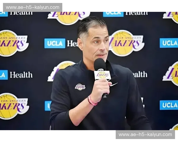 美媒对佩林卡失望连发哭脸！拒给芬尼4年合同 3意中人被抢内线仍空虚